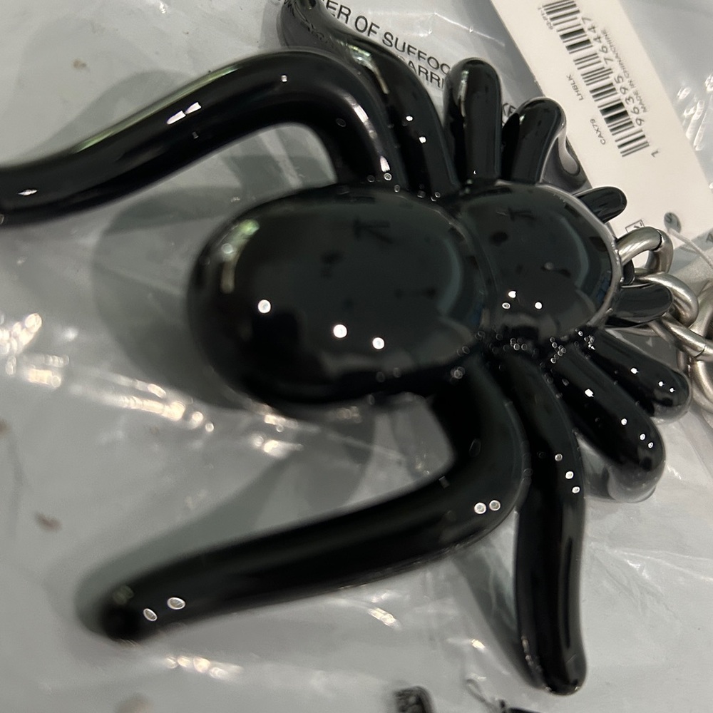 NWT Coach Enameled Spider Bag Charm PRICE FIRM!!!!!!no offers accepted on this - Picture 4 of 7
